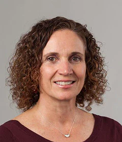 Kelly Lyons